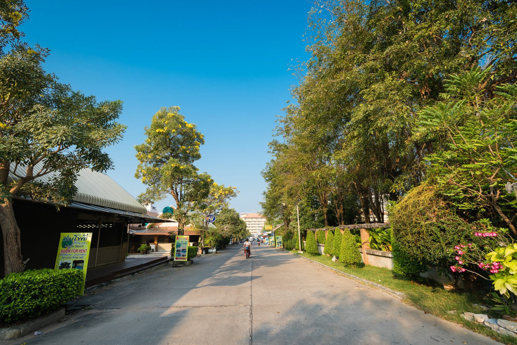 Dusit Grand Park Leilighet Haat Jomtien Eksteriør bilde